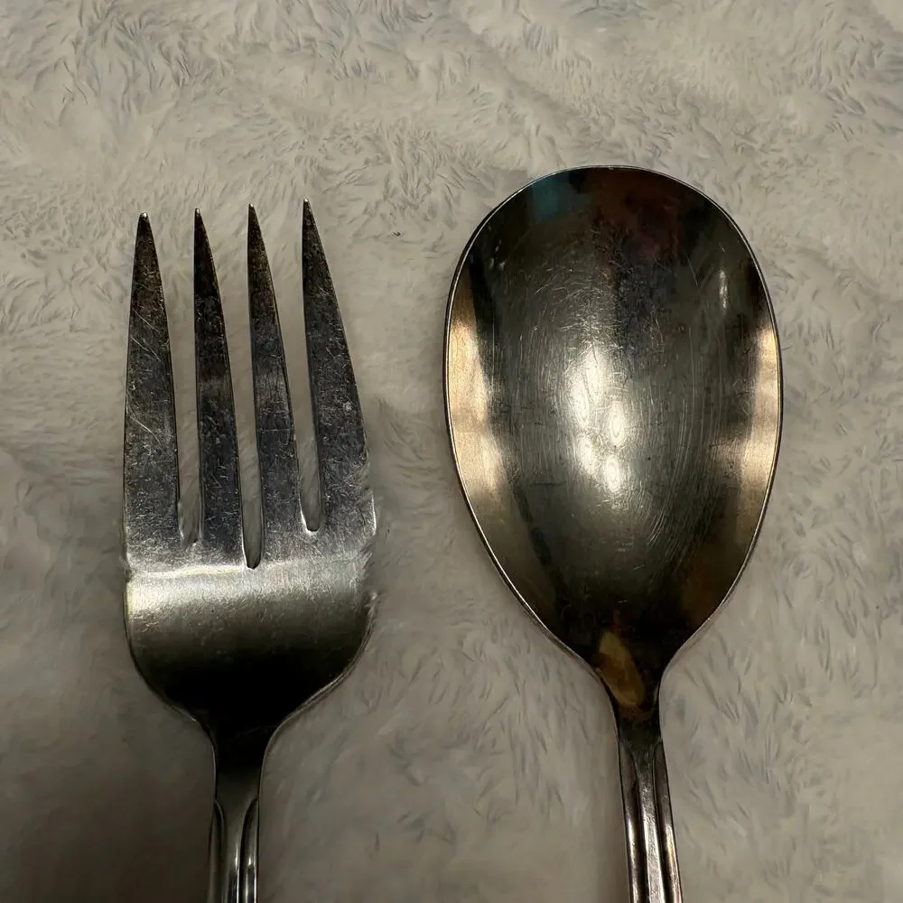 WM Rogers International Silver Plate Serving Spoon & Fork Set Serveware